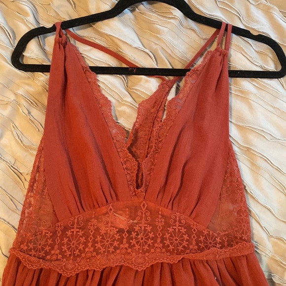 Beautiful Brick Lace Maxi - Picture 2 of 6